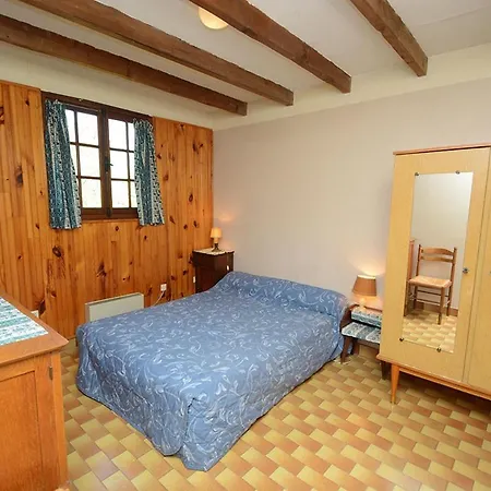 Kemp Camping Le Moulin Des Iscles